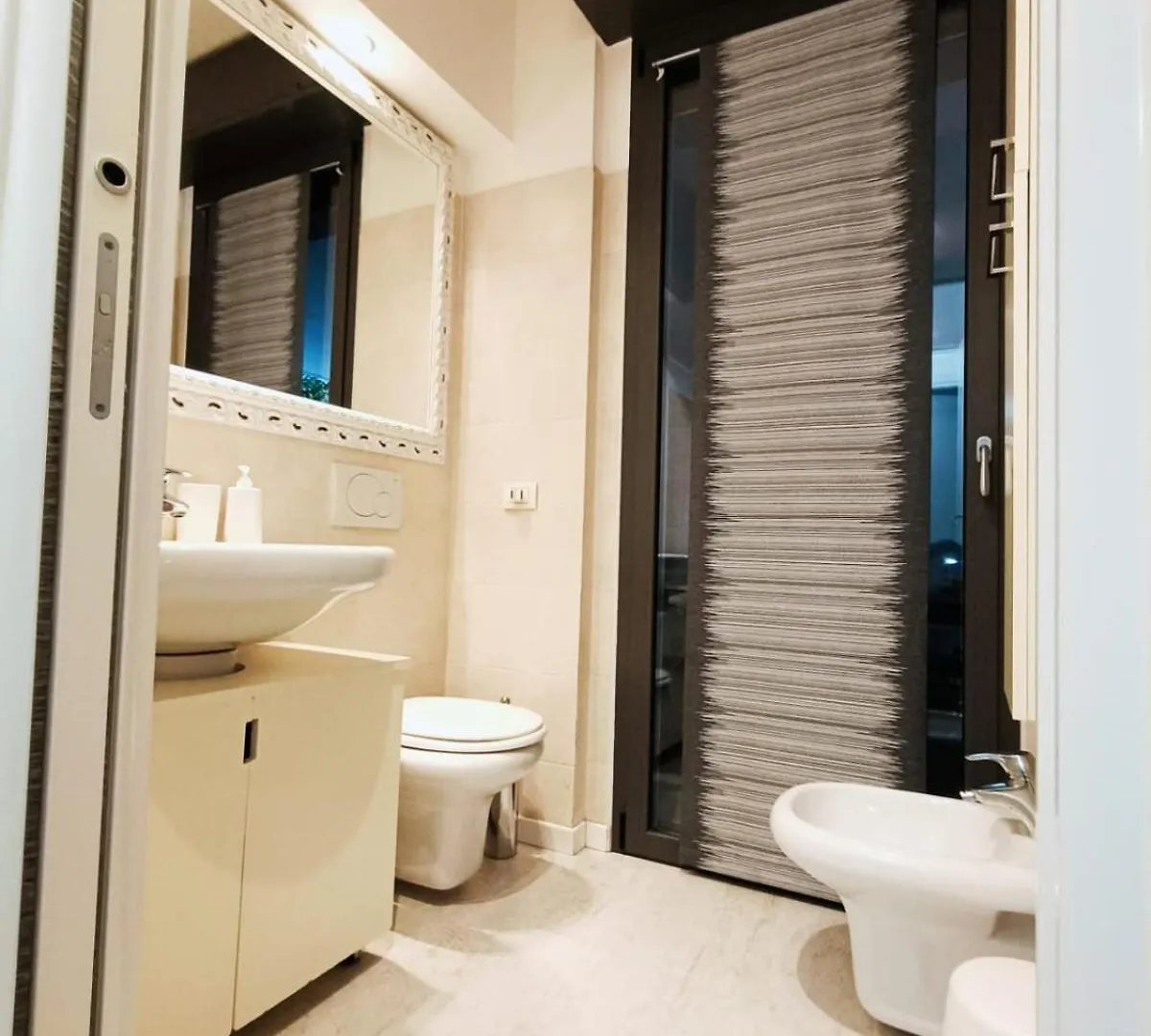 Yr Apartments Milan - Dateo İtalya